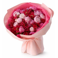 Bouquet with peonies and alstroemerias