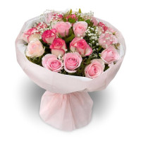 A bouquet of 21 long pink roses